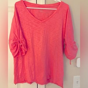 EUC Talbots 🌸🌷💗Lovely PINK💗🌷🌸 Top with Ruched and Tie Sleeves—Size LARGE
